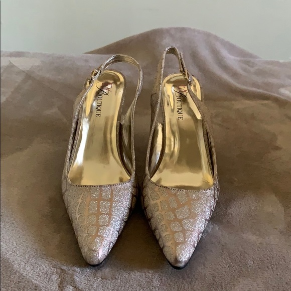 Shoes - Picture 3 of 3